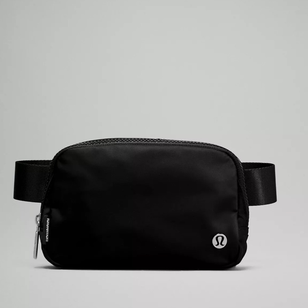 Lululemon Everywhere Belt Bag 1L
